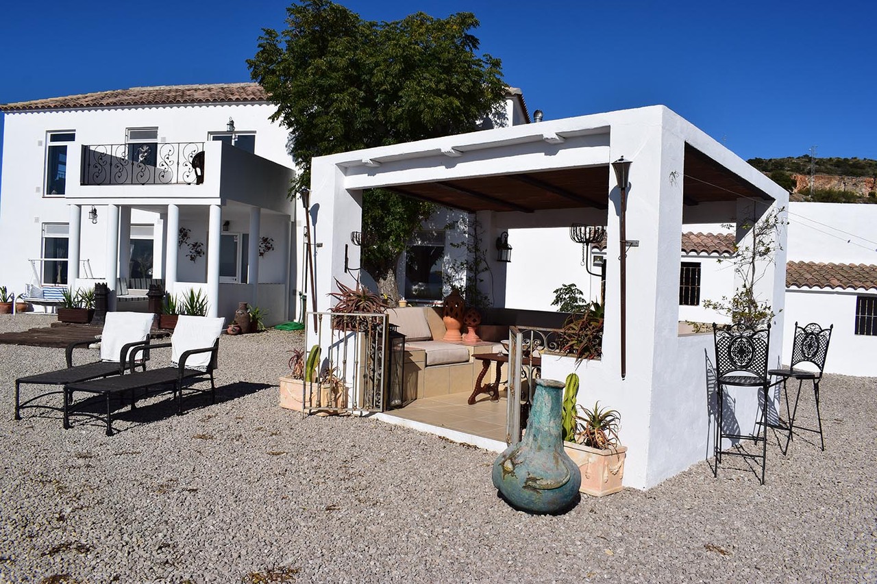 Country House in Pruna 11
